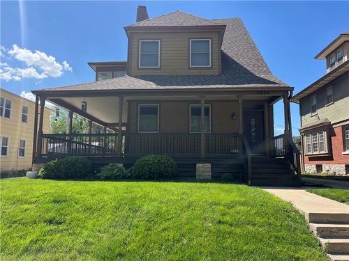 3530 Kenwood Ave, Kansas City, MO, 64109-2261 | Card Image