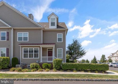 321 Katie Ln, PERKASIE, PA, 18944-3203 | Card Image