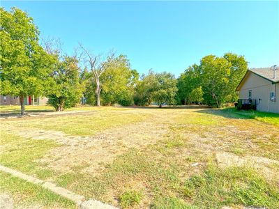 1319 N 11th Street, Home with 0 bedrooms, 0 bathrooms and null parking in Waco TX | Image 3