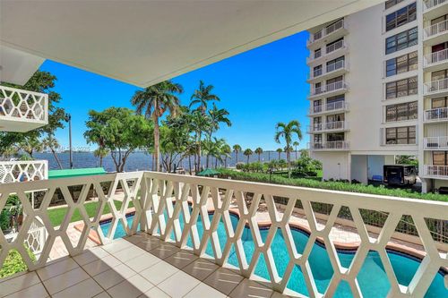 apt-206-1430 Brickell Bay Dr, Miami, FL, 33131-3601 | Card Image