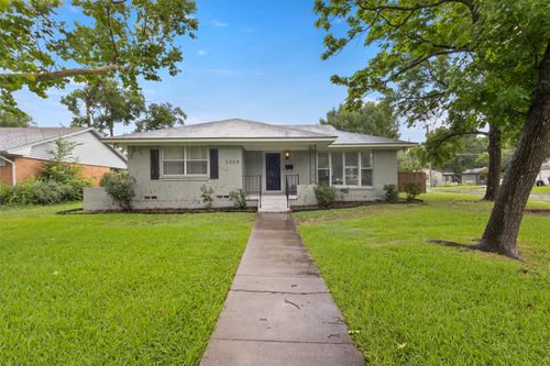 3304 Crest Drige, Dallas, TX, 75228 | Card Image