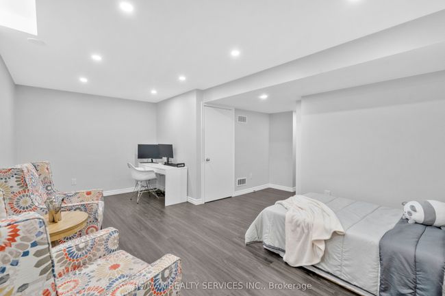 31 Sedgeway Hts, House attached with 3 bedrooms, 4 bathrooms and 3 parking in Vaughan ON | Image 44