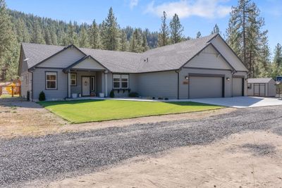 20025 N Mathias Ln, Home with 4 bedrooms, 3 bathrooms and null parking in Nine Mile Falls WA | Image 2