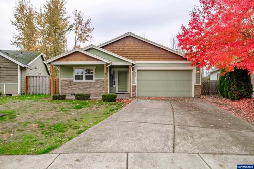 710 Eric Dr, Molalla, OR, 97038 | Card Image