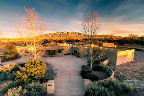 11 Koontz Rd, Corrales, NM, 87048-9096 | Card Image