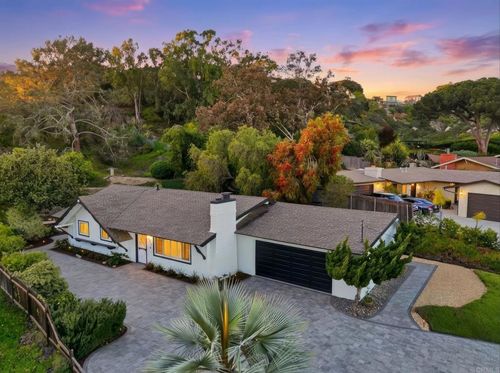 323 Glencrest Drive, Solana Beach, CA, 92075 | Card Image