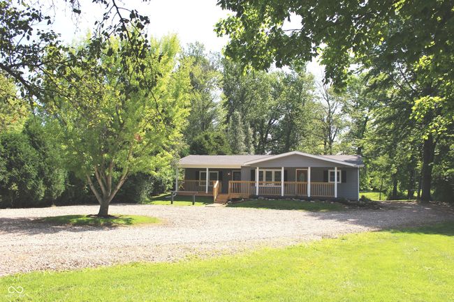 2385 N County Road 950 E, House other with 4 bedrooms, 2 bathrooms and null parking in Seymour IN | Image 1