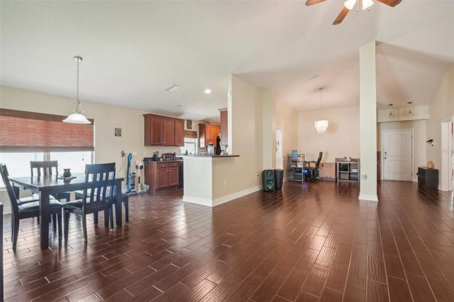 10711 Standing Stone Dr, House other with 3 bedrooms, 2 bathrooms and null parking in Wimauma FL | Image 31