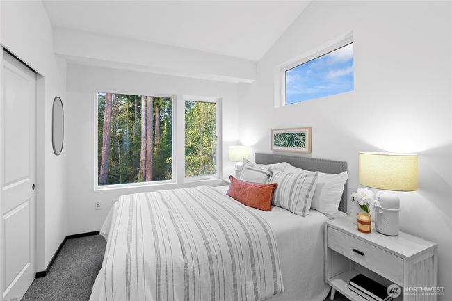 1345 Nolta Loop Ne, House other with 2 bedrooms, 2 bathrooms and null parking in Bainbridge Island WA | Image 10