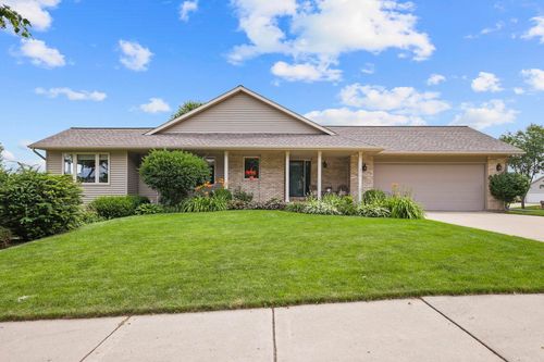 321 Dale Drive, Lodi, WI, 53555 | Card Image