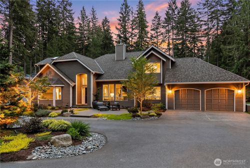 8804 221st Ave Ne, Redmond, WA, 98053-2228 | Card Image