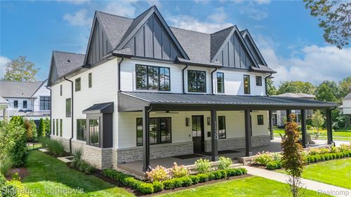 1120 Lyonhurst St, Birmingham, MI, 48009-1016 | Card Image