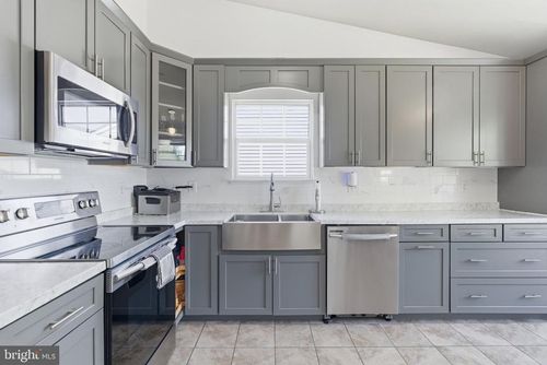 761 207th St, PASADENA, MD, 21122-1630 | Card Image