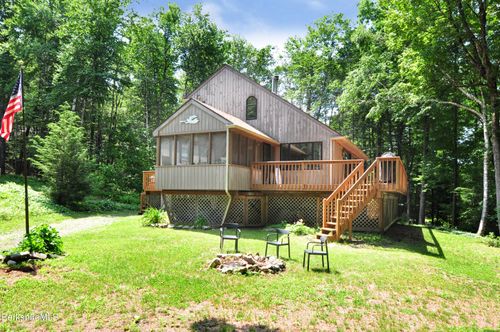 154 Brook Ln, Granville, MA, 01034-9470 | Card Image