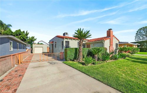 10531 Dolan Ave, Downey, CA, 90241-2617 | Card Image