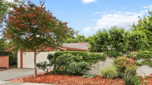 2401 Evenstar Ln, Davis, CA, 95616-3054 | Card Image