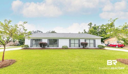 513 W Rose Ave, Foley, AL, 36535-1450 | Card Image