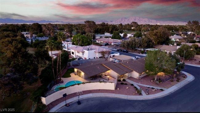3597 Cochise Ln, House other with 4 bedrooms, 4 bathrooms and null parking in Las Vegas NV | Image 49