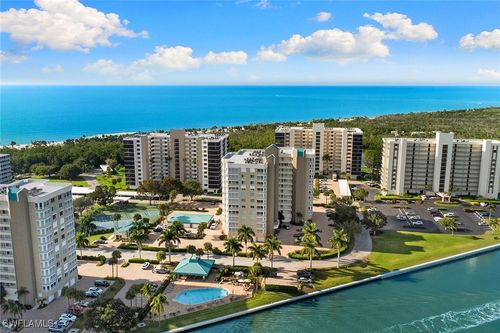 apt-904b-21 Bluebill Ave, NAPLES, FL, 34108-1765 | Card Image