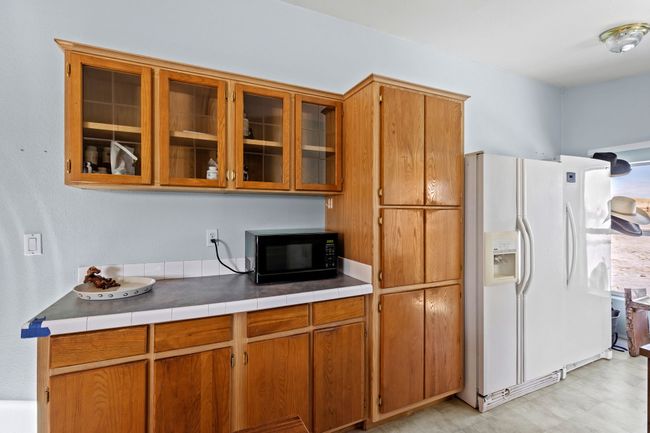Kitchen | Image 10