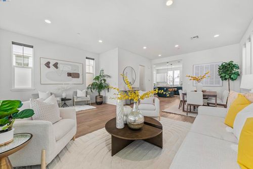 37721 Bay Crest Rd, Newark, CA, 94560-3552 | Card Image