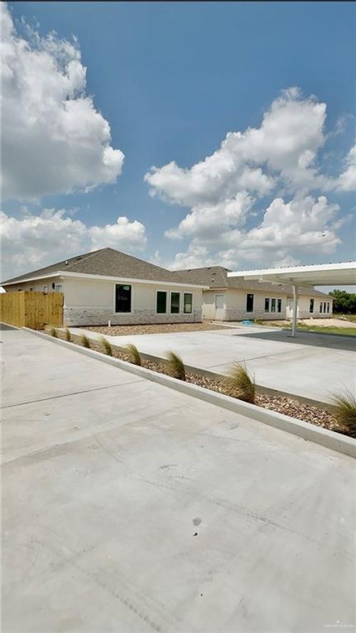 5322 Vision, Rio Grande City, TX, 78582 | Card Image