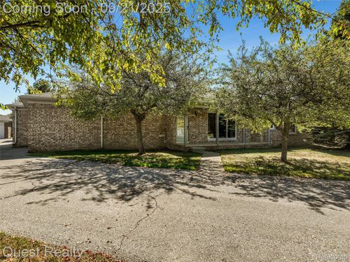 14710 Palmetto Court Court, Shelby Charter Township, MI, 48315 | Card Image