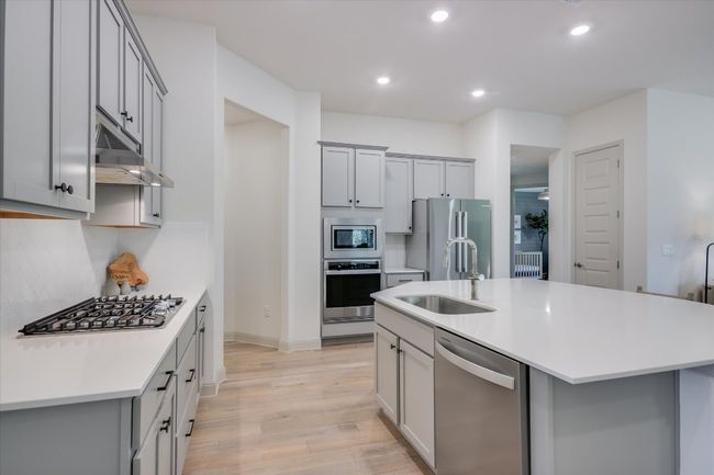 2212 River Place Ln, House other with 4 bedrooms, 3 bathrooms and 2 parking in Georgetown TX | Image 6