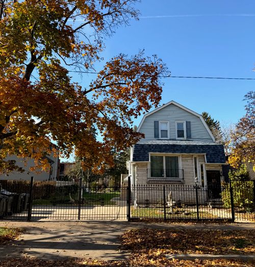 4130 N Mobile Ave, Chicago, IL, 60634-1546 | Card Image