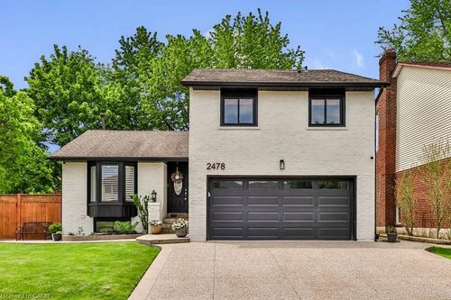 2478 Cavendish Dr, Burlington, ON, L7P3T9 | Card Image