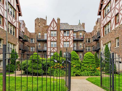 2n-5717 N Kimball Ave, CHICAGO, IL, 60659-4526 | Card Image