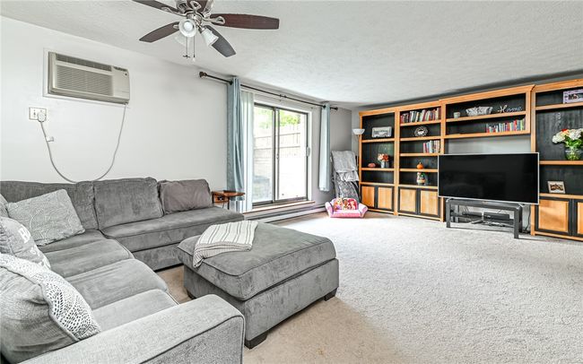 APT-1 - 250 Waverly Ave, Condo with 2 bedrooms, 2 bathrooms and null parking in West View PA | Image 7