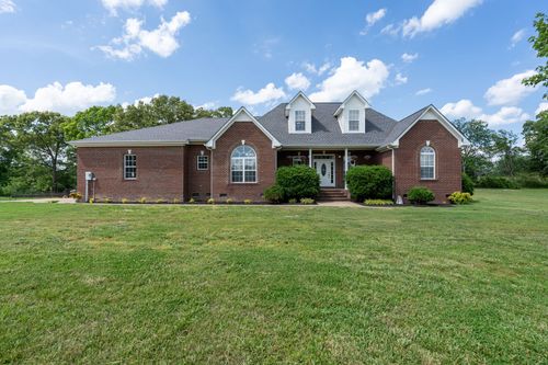 387 Center Point Dr, Summertown, TN, 38483-7273 | Card Image