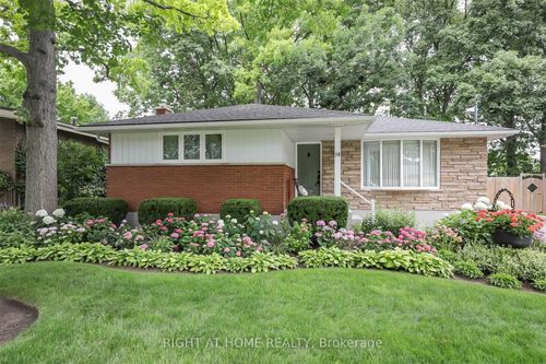 14 Forest Road, Grimsby, ON, L3M2J3 | Card Image