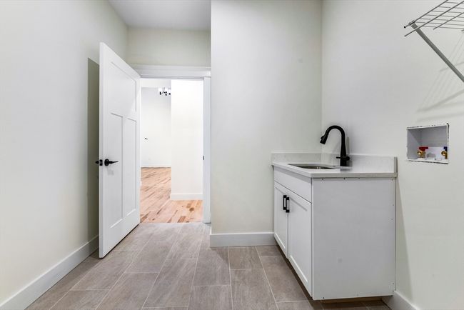 46 Boston Post Rd, House other with 3 bedrooms, 3 bathrooms and 8 parking in Amherst NH | Image 12