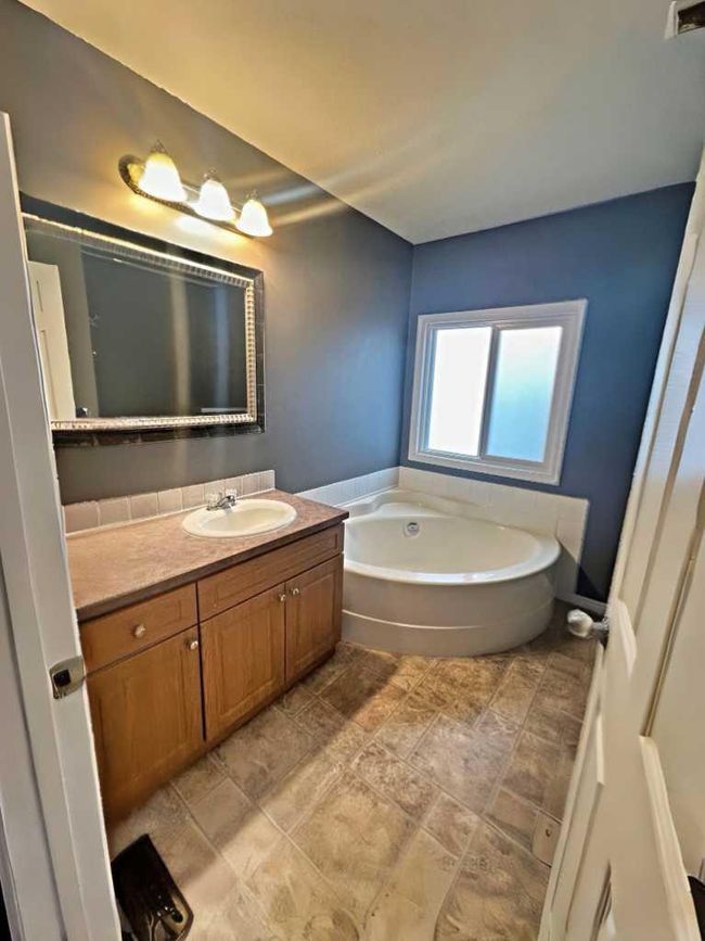 124062 Township Road 593 A, House other with 5 bedrooms, 3 bathrooms and null parking in Rural Woodlands County AB | Image 27