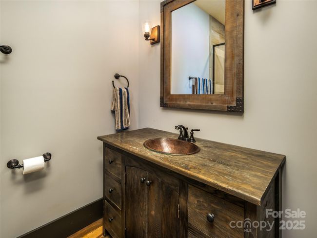 93 N Snow Ridge Dr, House other with 5 bedrooms, 7 bathrooms and null parking in Hendersonville NC | Image 35