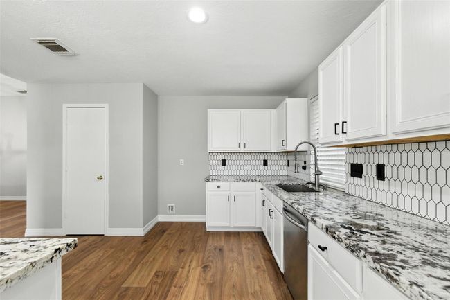 4127 Great Forest Ct, House other with 3 bedrooms, 2 bathrooms and 2 parking in Humble TX | Image 11