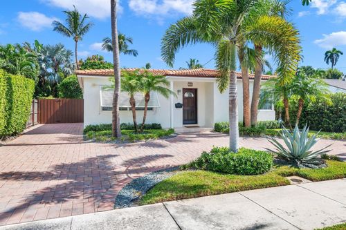 135 Edgewood Dr, West Palm Beach, FL, 33405-1901 | Card Image