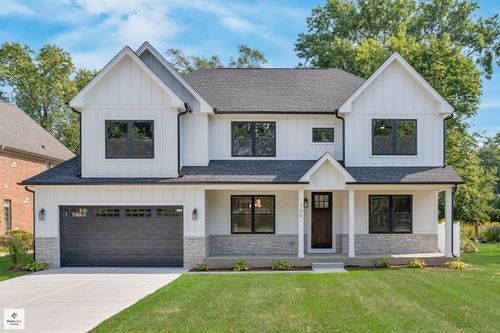 705 Glendale Rd, Glenview, IL, 60025-4003 | Card Image