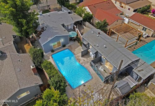 13835 Hamlin St, Van Nuys, CA, 91401-1519 | Card Image