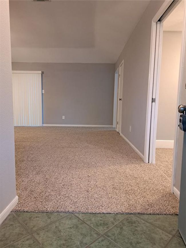 Entry | Image 6