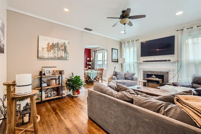 1508 Pease Rd, House other with 3 bedrooms, 1 bathrooms and 2 parking in Austin TX | Image 7