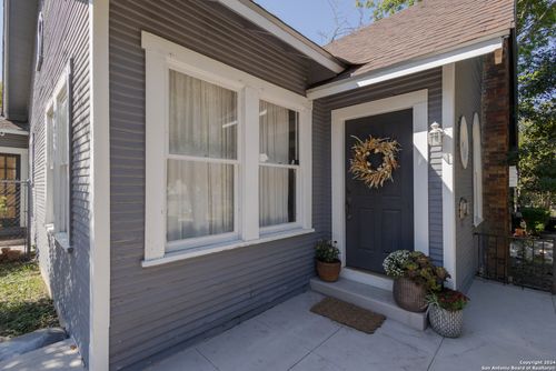 414 W Rosewood Ave, San Antonio, TX, 78212-2240 | Card Image