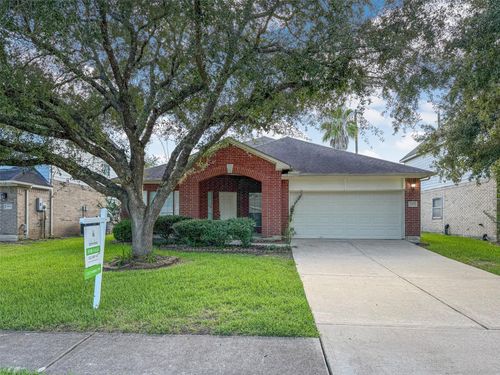 3402 Pebble Beach Ln, Pearland, TX, 77584-7906 | Card Image