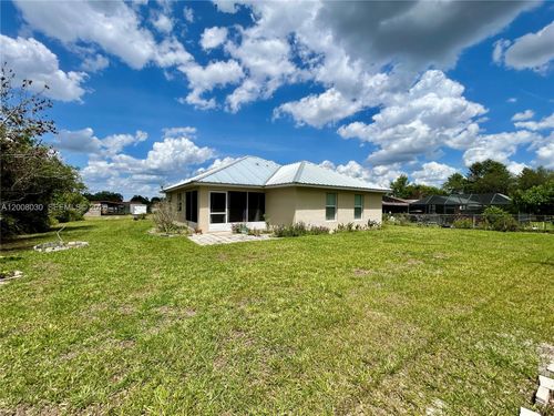 358 Lime Rd Nw, Lake Placid, FL, 33852-5284 | Card Image