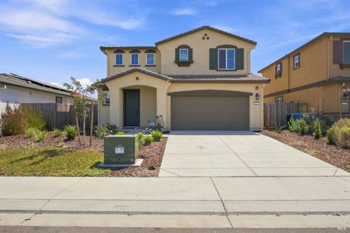 585 Shefford Drive, Vacaville, CA, 95687 | Card Image