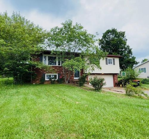 6365 Brentcrest Dr, Nashport, OH, 43830-9503 | Card Image