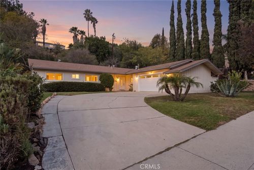 8529 Eatough, West Hills, CA, 91304 | Card Image