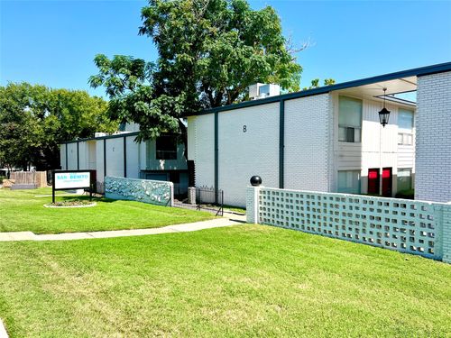 apt-a3-9008 San Benito Way, Dallas, TX, 75218-4255 | Card Image